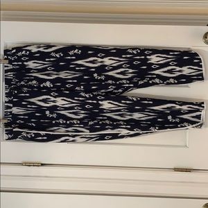 Xhilaration patterned pants